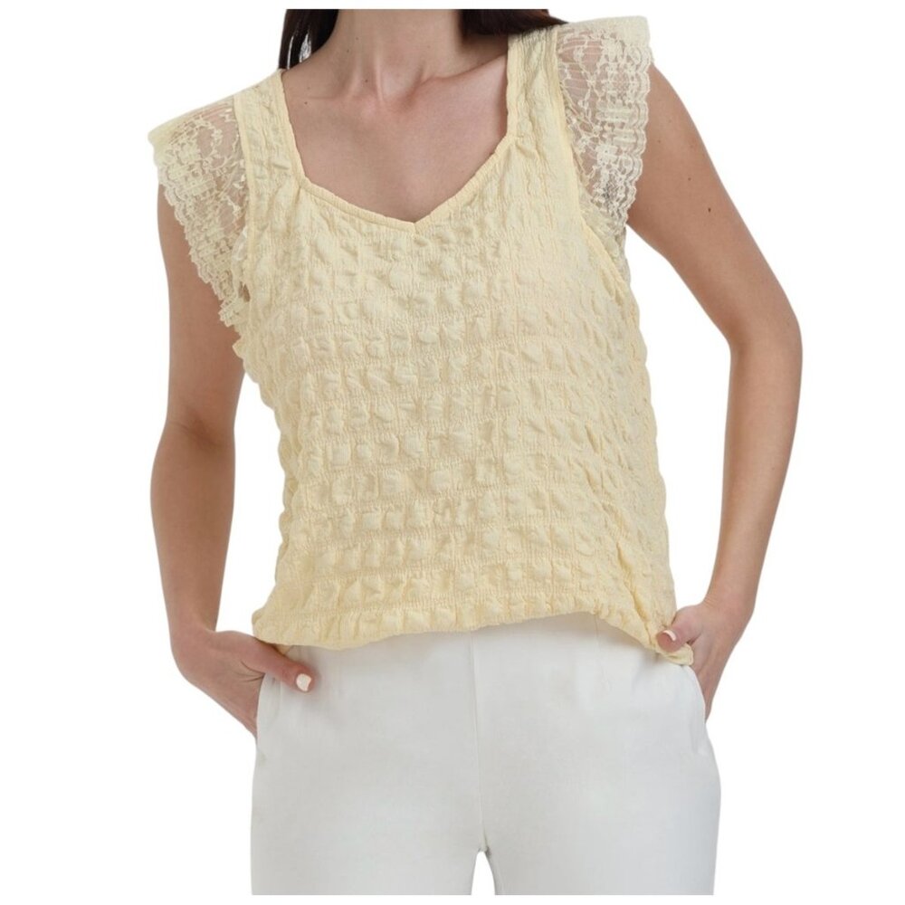 89th and Madison Women’s Yellow Lace Sleeve Sweetheart Neck Top